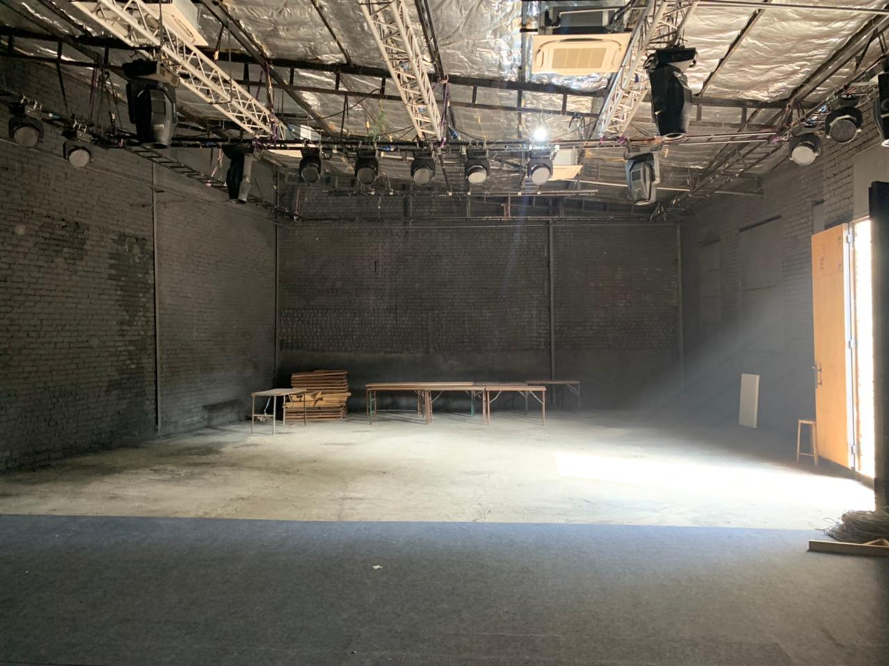 empty floors set for shooting in Andheri