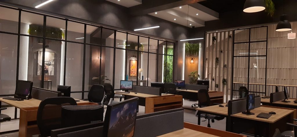 Film Shooting Sets For Office Desk in Mumbai