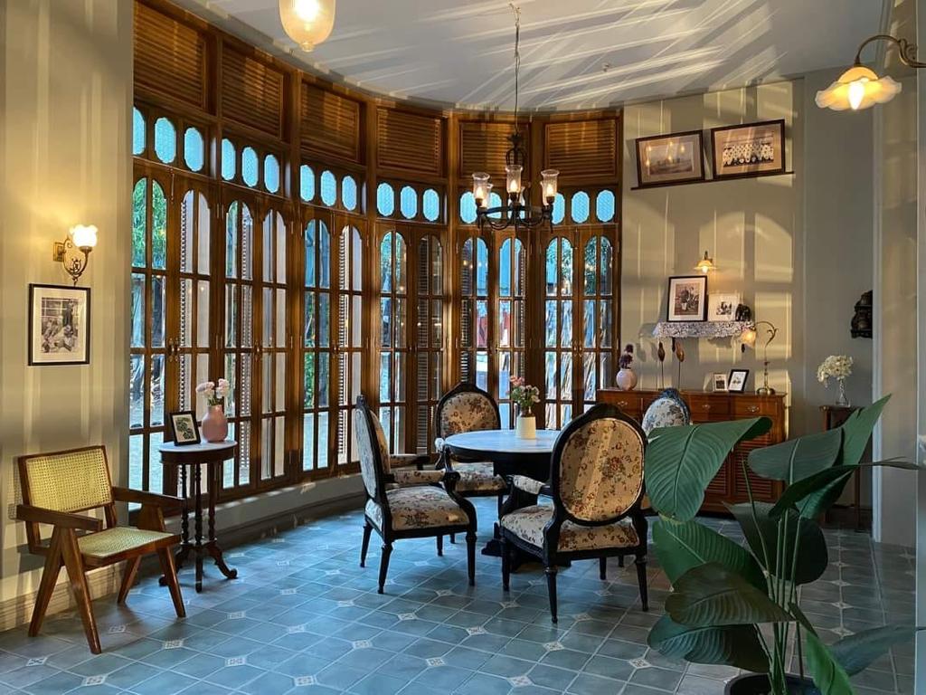 Parsi House Rental for Film Shoots in Mumbai